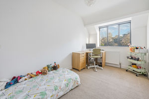 Photo 15- click for photo gallery